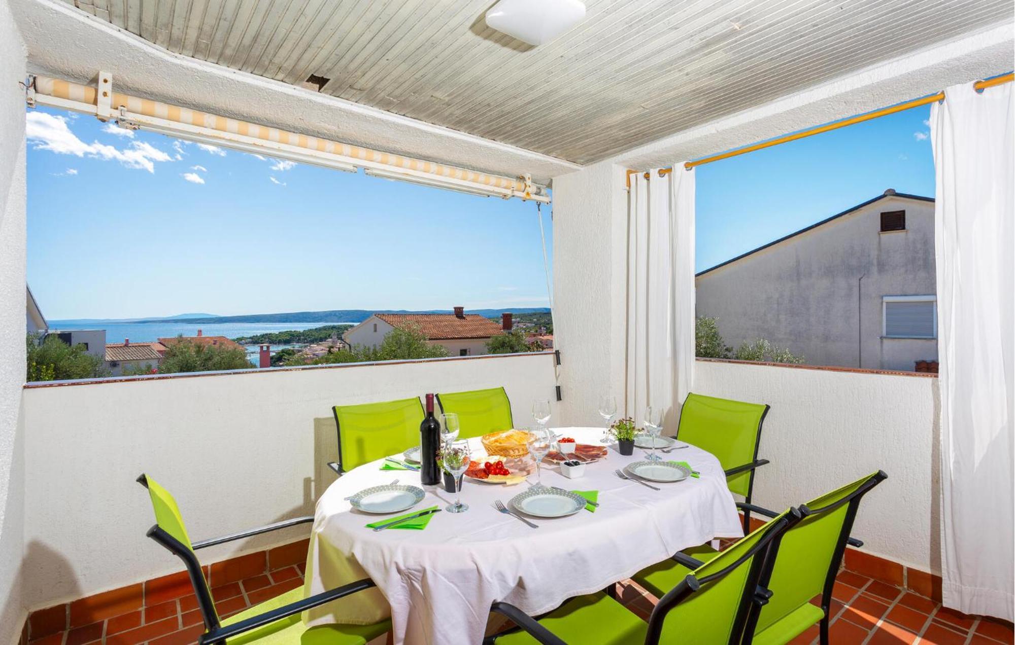 3 Bedroom Stunning Apartment In Krk 크르크 외부 사진